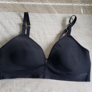 Lively  black padded no under wire bra  size 38C